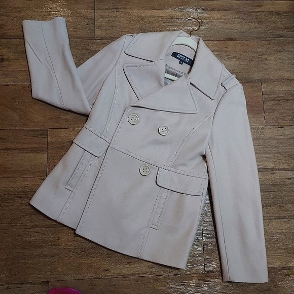 Kenneth Cole, Pea Coat, size 8, camel color - Picture 4 of 14